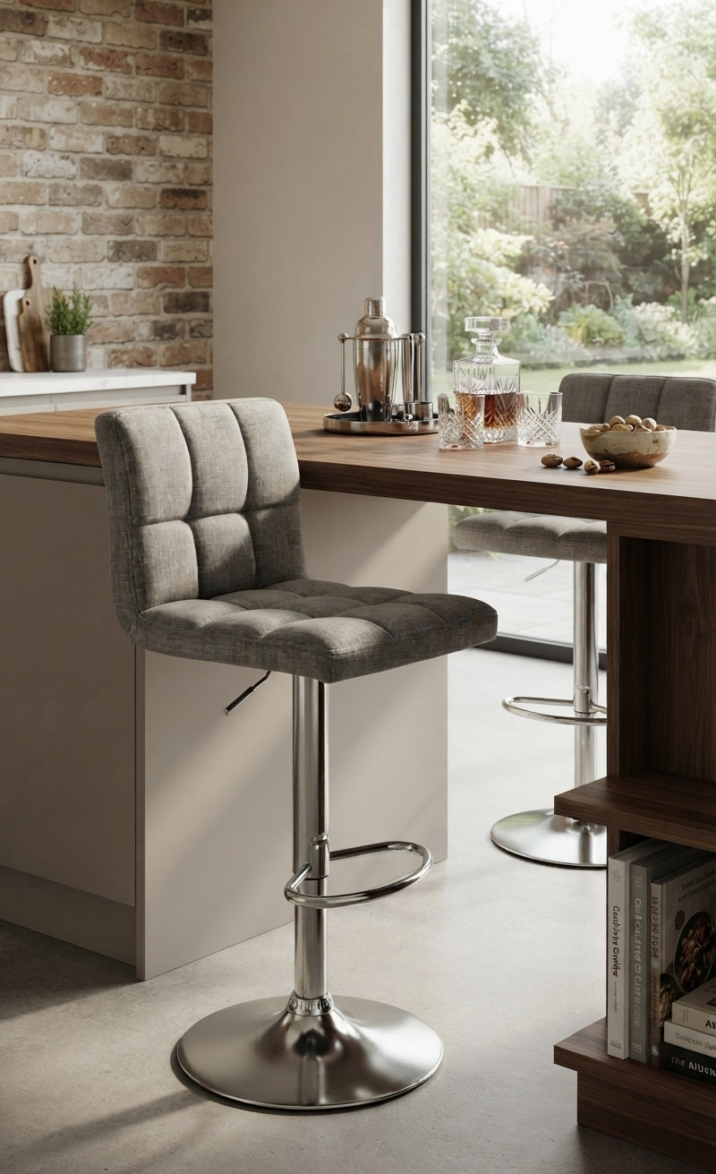 Tabouret de Bar Tissu Gris Capitonné – Zavano