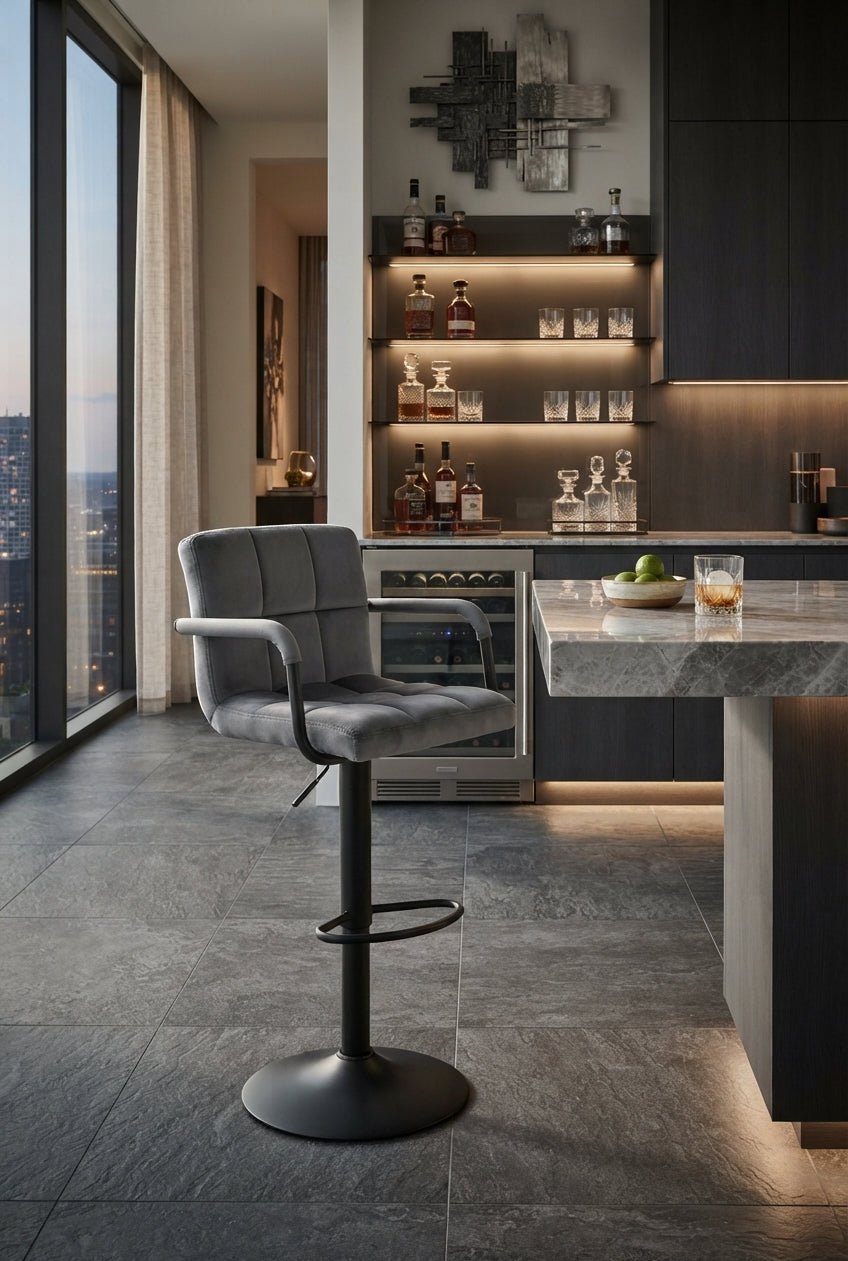 Tabouret de Bar Velours Gris avec Accoudoirs – Savio