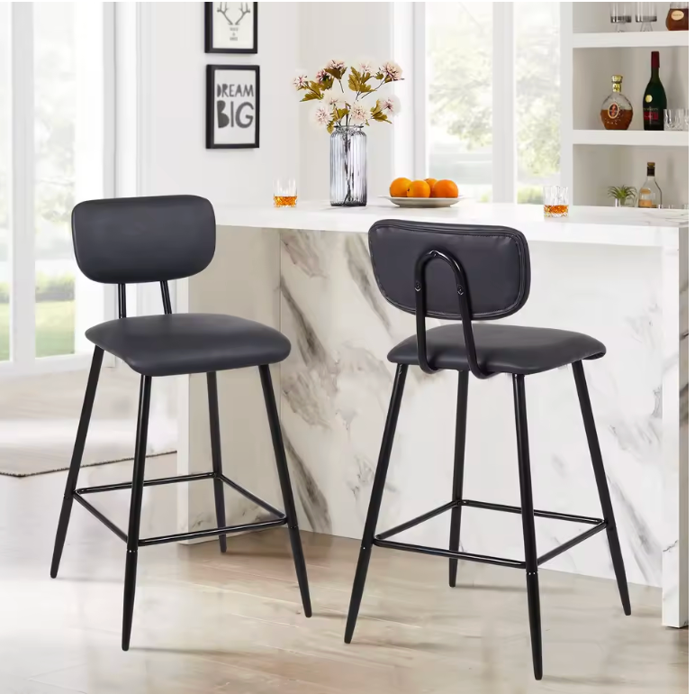 Tabouret de bar Lennox noir avec assise en simili cuir, dossier et structure métallique noire
